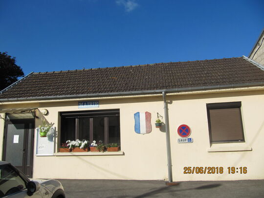 Mairie de Bouffignereux.