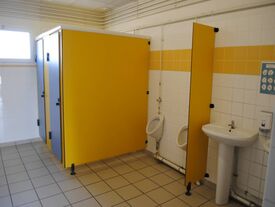 COIN TOILETTES COTE GARCONS